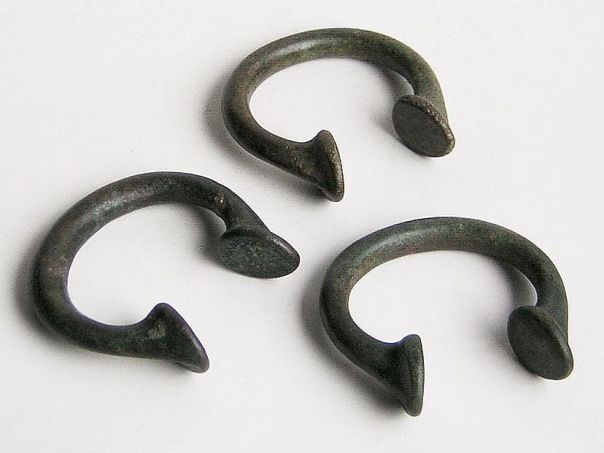 Brass trade money shaped as bracelets - (9102)